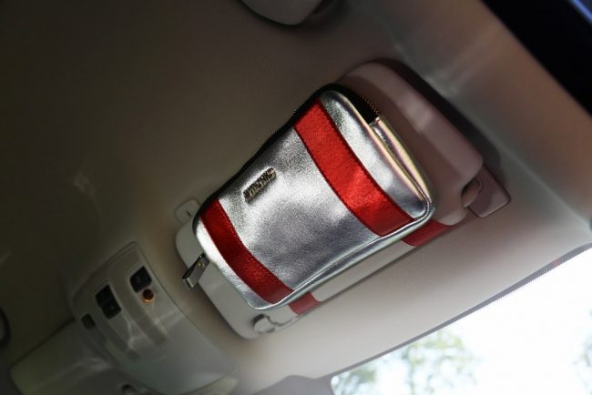 Anti Chic INFINITI Q30