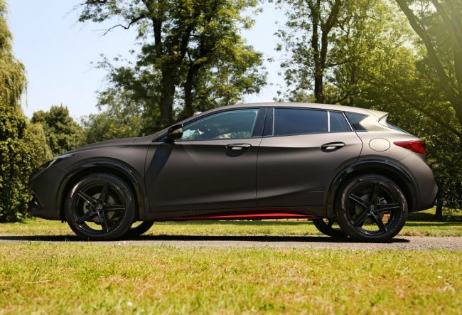 Anti Chic INFINITI Q30