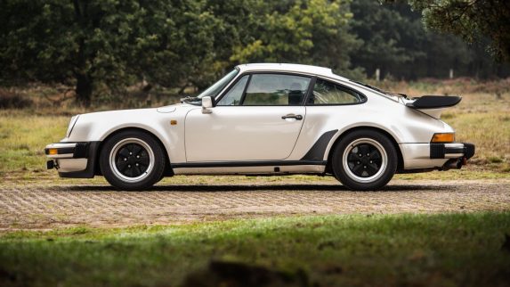 Short movie: Porsche 930 Turbo