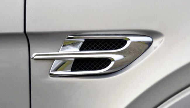 Bentley Bentayga luchtinlaat
