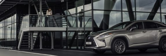Rijtest Lexus RX 450h
