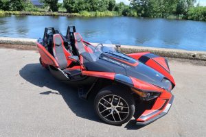 Rijtest Polaris Slingshot