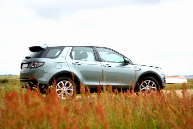 Landrover Discovery Sport zijaanzicht