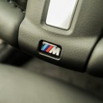 m-pakket BMW 3 serie 330D GT rijtest automeisje