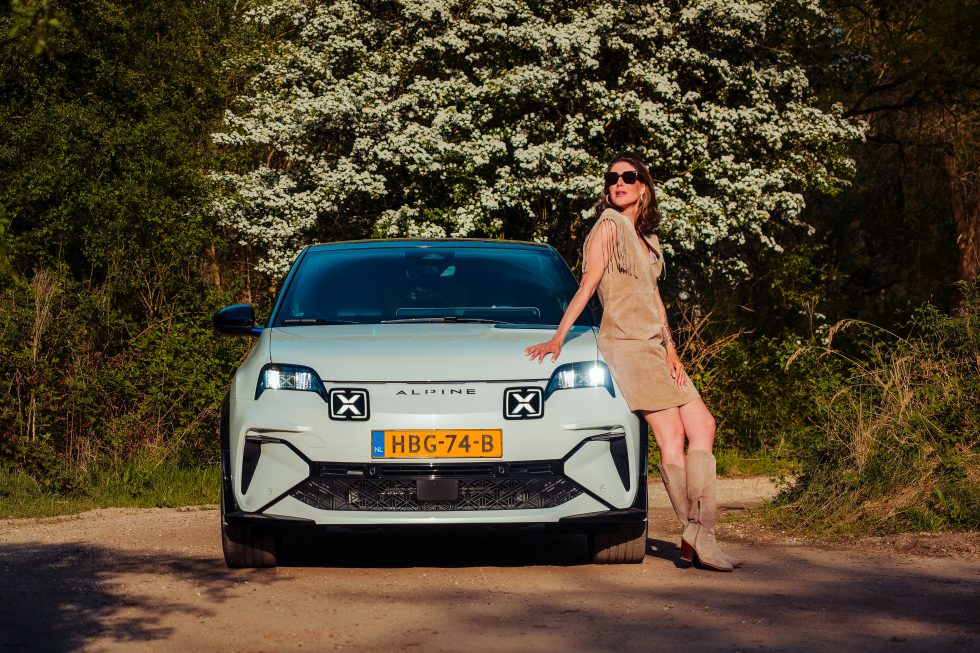Automeisje x Alpine