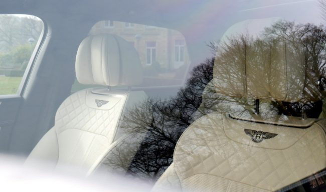 Bentley Bentayga leder interieur wit leer