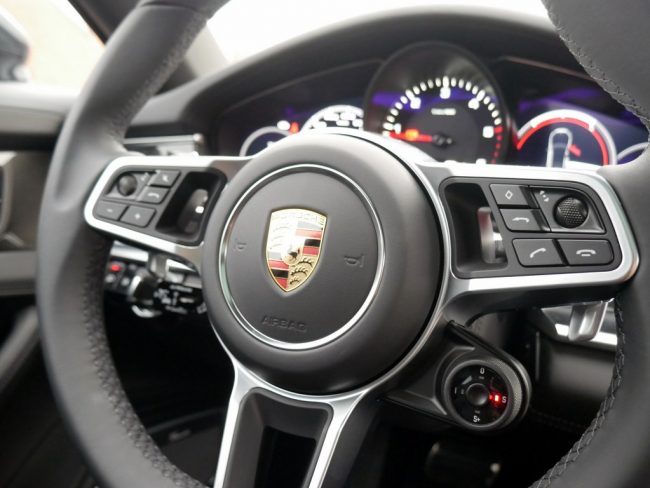 Porsche Panamera interieur stuur stuurwiel multufunctie